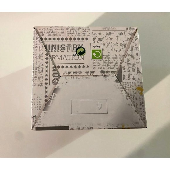 Harry Potter Heat Changing Mug Hot and Cold. Taza - Picture 6 of 7